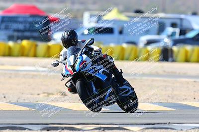 media/Feb-12-2022-SoCal Trackdays (Sat) [[3b21b94a56]]/Turn 2 (1045am)/